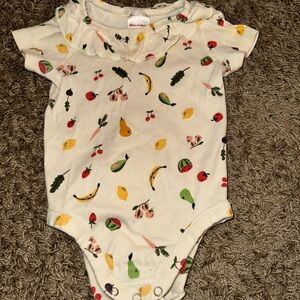 Hanna Andersson Cream Bodysuit with Fruit Print